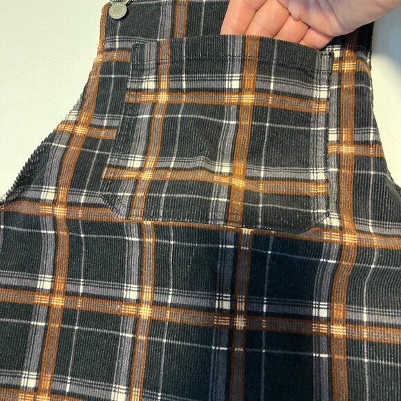 Plaid Corduroy Pinafore Dress With Adjustable Straps For Casual Or Layered Wear - Picture 10 of 13
